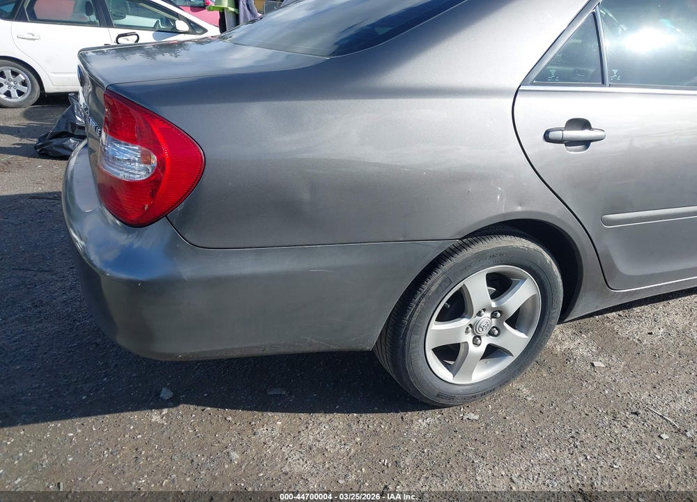 2004 TOYOTA CAMRY LE VIN: 4T1BE32K24U928462