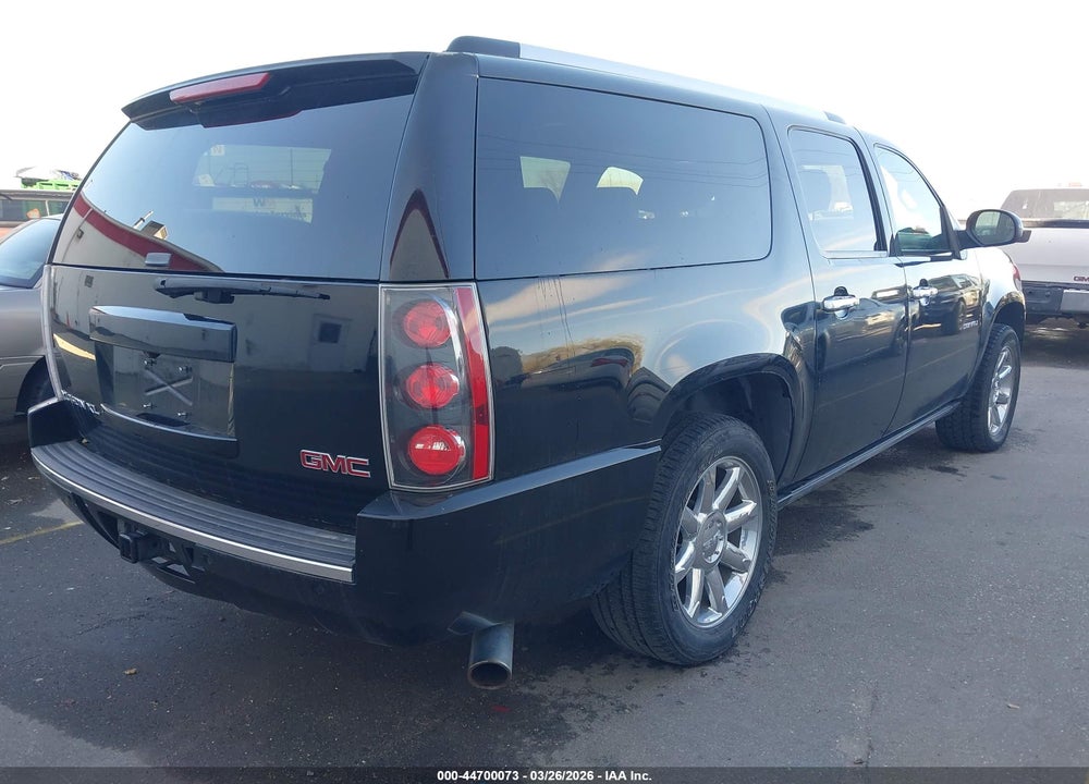 2007 GMC YUKON XL 1500 DENALI VIN: 1GKFK66807J322621