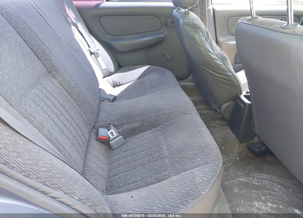 1999 NISSAN SENTRA GXE/XE VIN: 3N1AB41DXXL113297