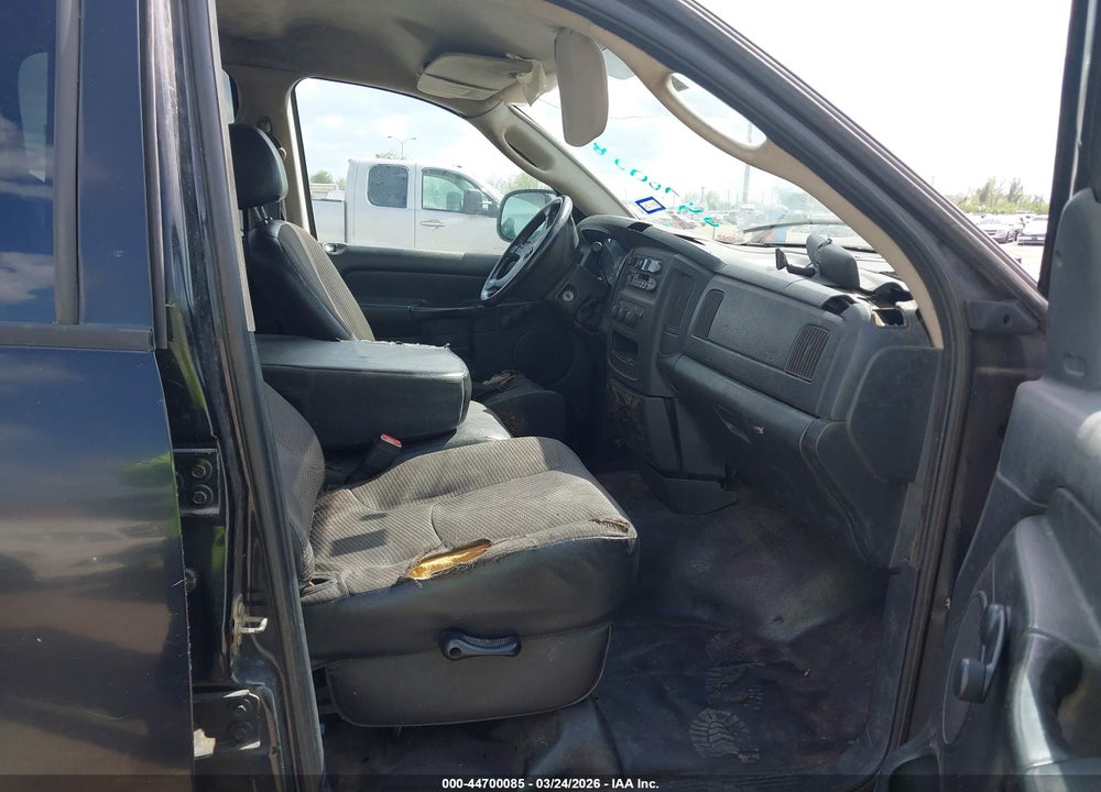 2003 DODGE RAM 1500 ST VIN: 1D7HA18K13J526217