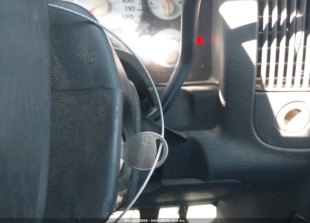 2003 DODGE RAM 1500 ST VIN: 1D7HA18K13J526217