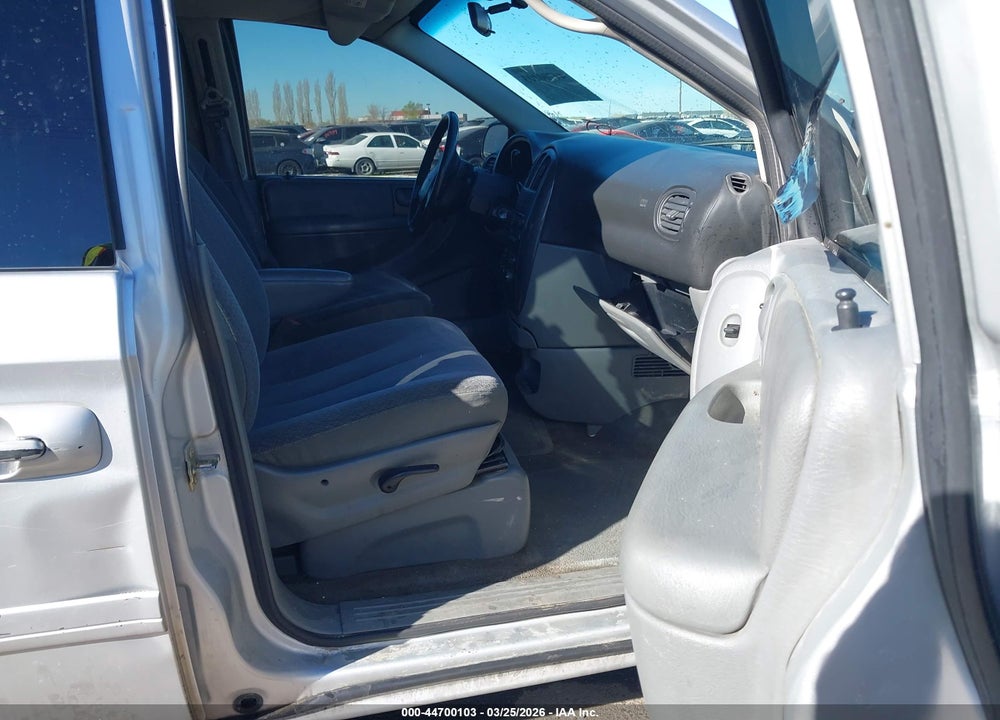 2006 DODGE GRAND CARAVAN SXT VIN: 2D4GP44L66R705215