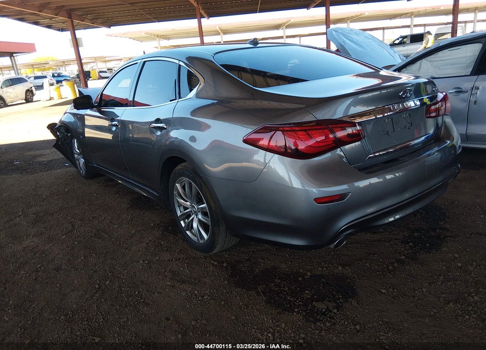 2015 INFINITI Q70 3.7 VIN: JN1BY1AP2FM540215