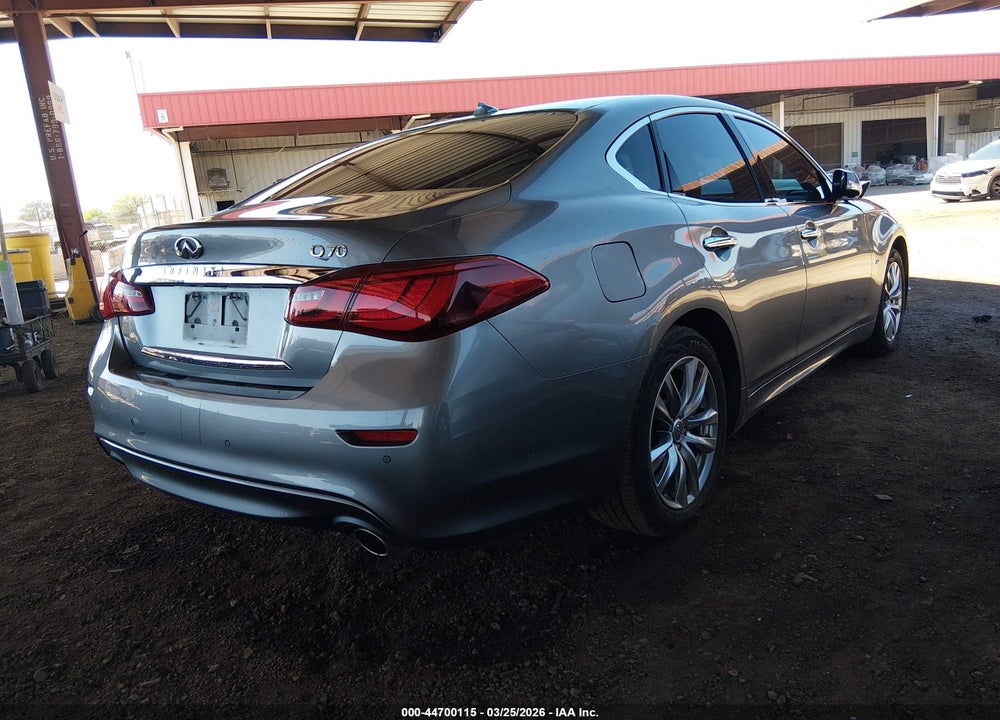 2015 INFINITI Q70 3.7 VIN: JN1BY1AP2FM540215