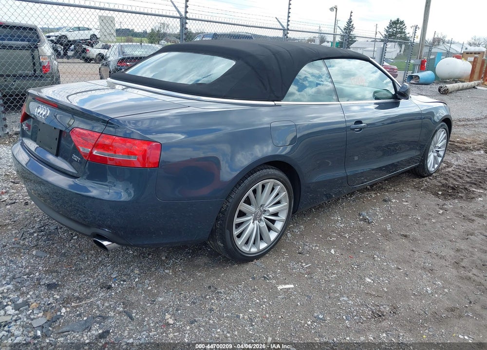 2010 AUDI A5 2.0T PREMIUM VIN: WAUJFAFH7AN025517