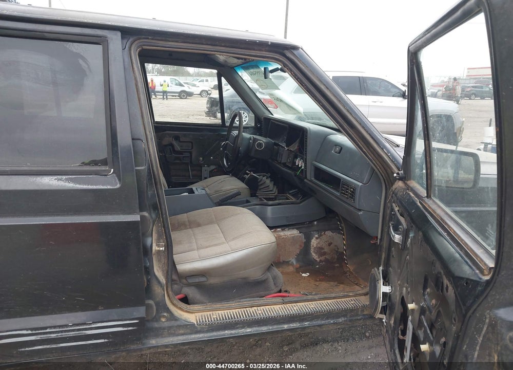 1996 JEEP CHEROKEE SPORT/CLASSIC VIN: 1J4FT68S3TL325023