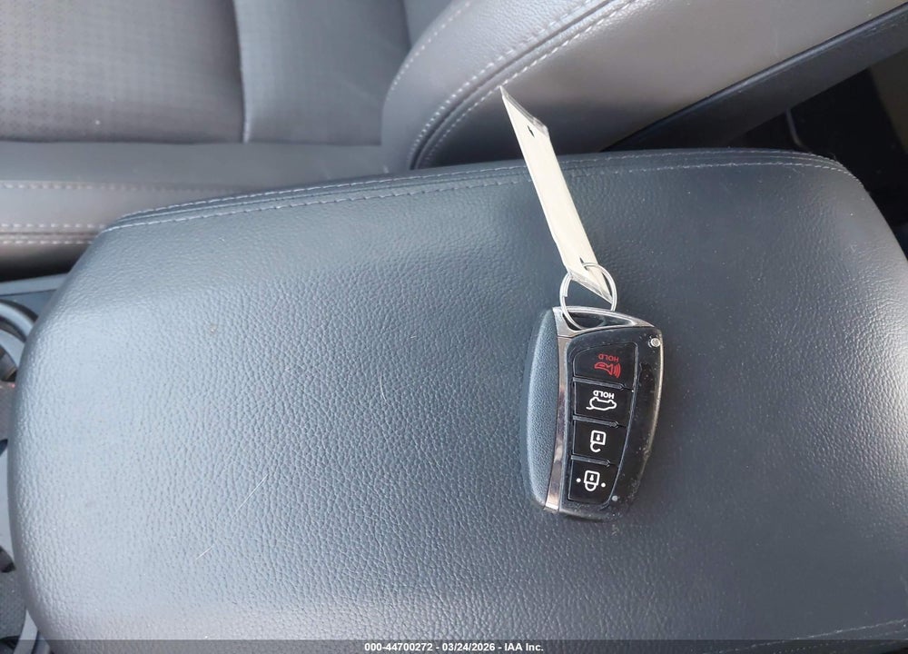 2014 HYUNDAI SANTA FE LIMITED VIN: KM8SNDHF9EU053463