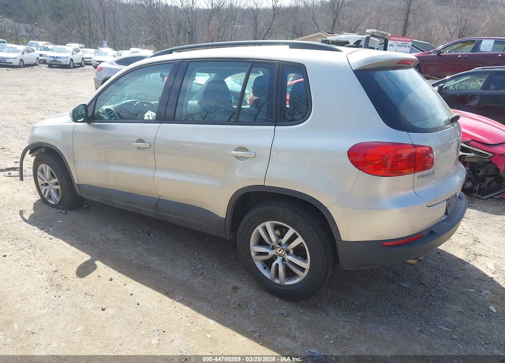 2015 VOLKSWAGEN TIGUAN S VIN: WVGAV7AXXFW564640