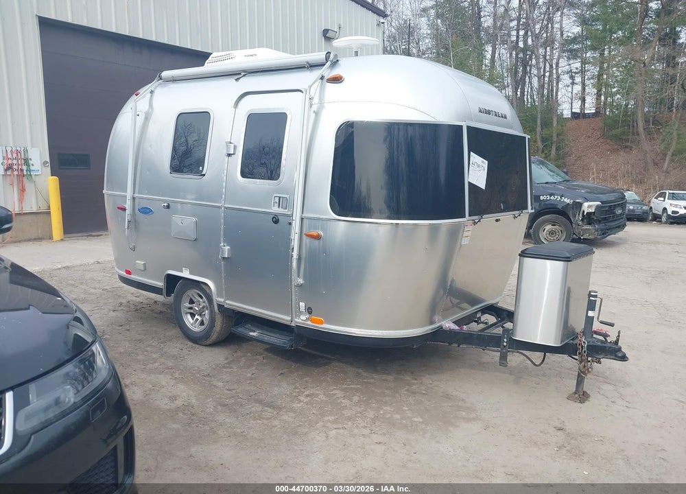 2018 AIRSTREAM OTHER VIN: 1STHRAC16JJ541943