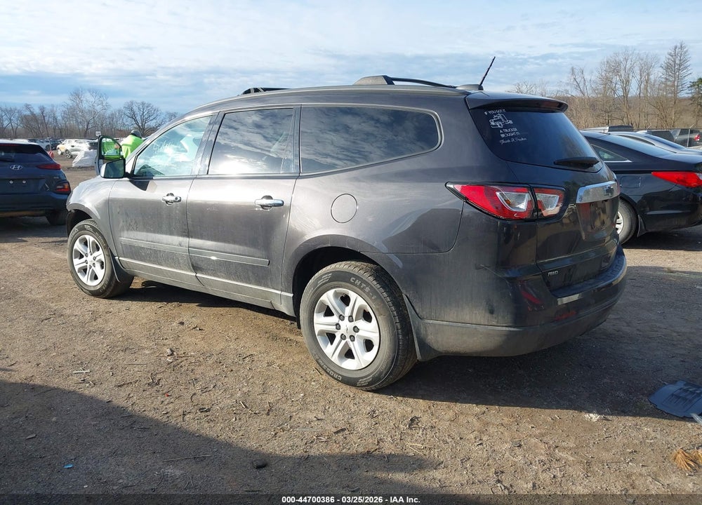 2016 CHEVROLET TRAVERSE LS VIN: 1GNKVFKD0GJ193470