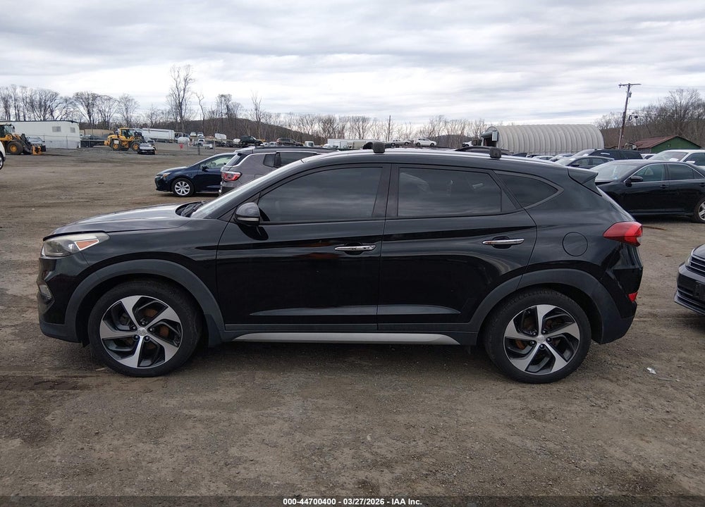 2017 HYUNDAI TUCSON LIMITED VIN: KM8J3CA27HU275524