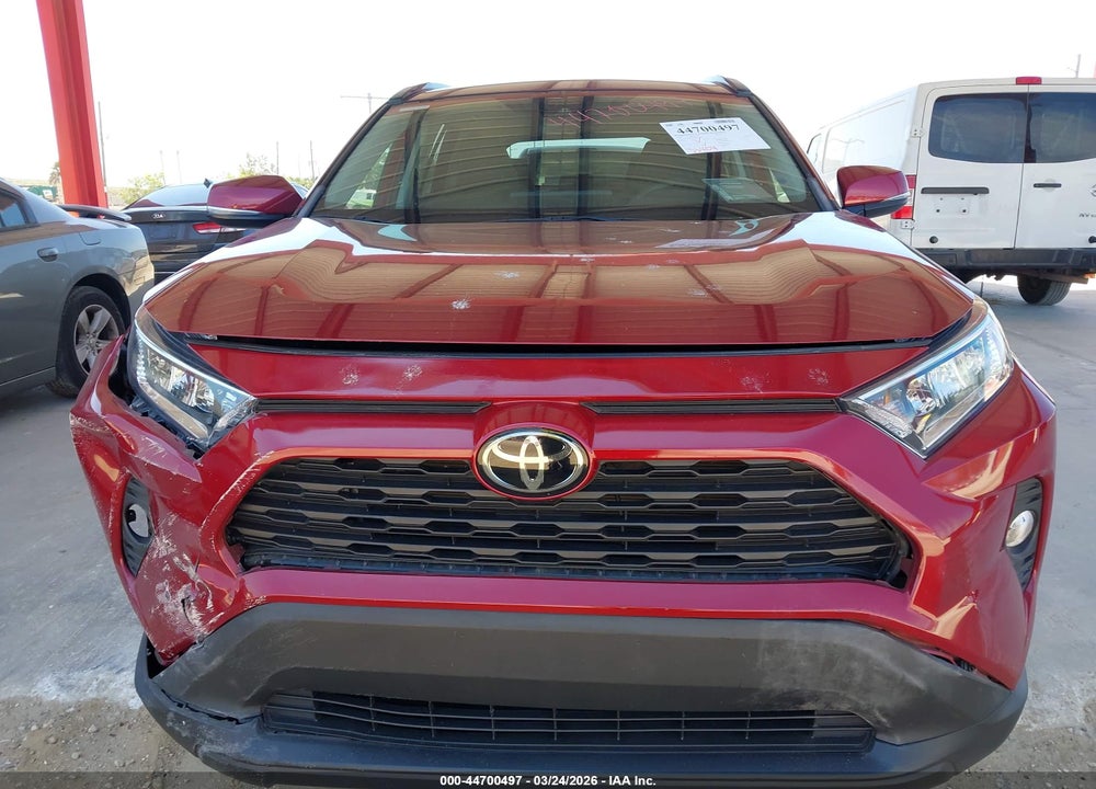 2021 TOYOTA RAV4 XLE VIN: 2T3W1RFV1MW141756