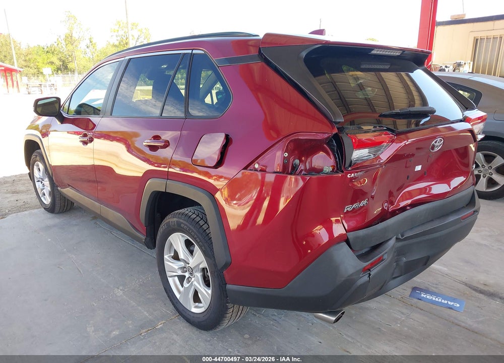2021 TOYOTA RAV4 XLE VIN: 2T3W1RFV1MW141756
