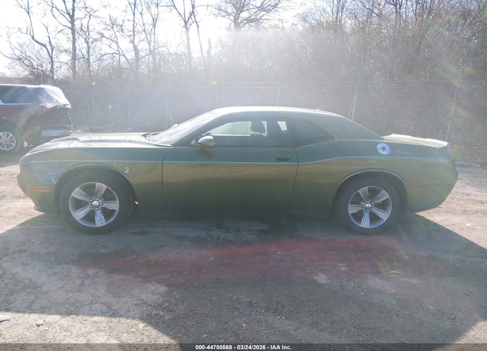 2019 DODGE CHALLENGER SXT VIN: 2C3CDZAG6KH570962