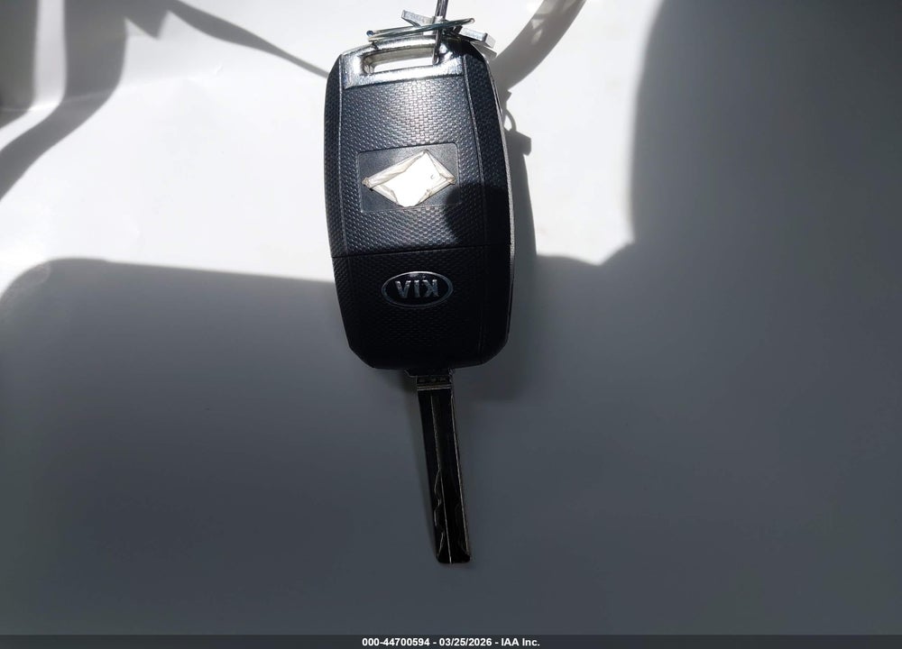 2014 KIA SPORTAGE LX VIN: KNDPB3AC5E7584963