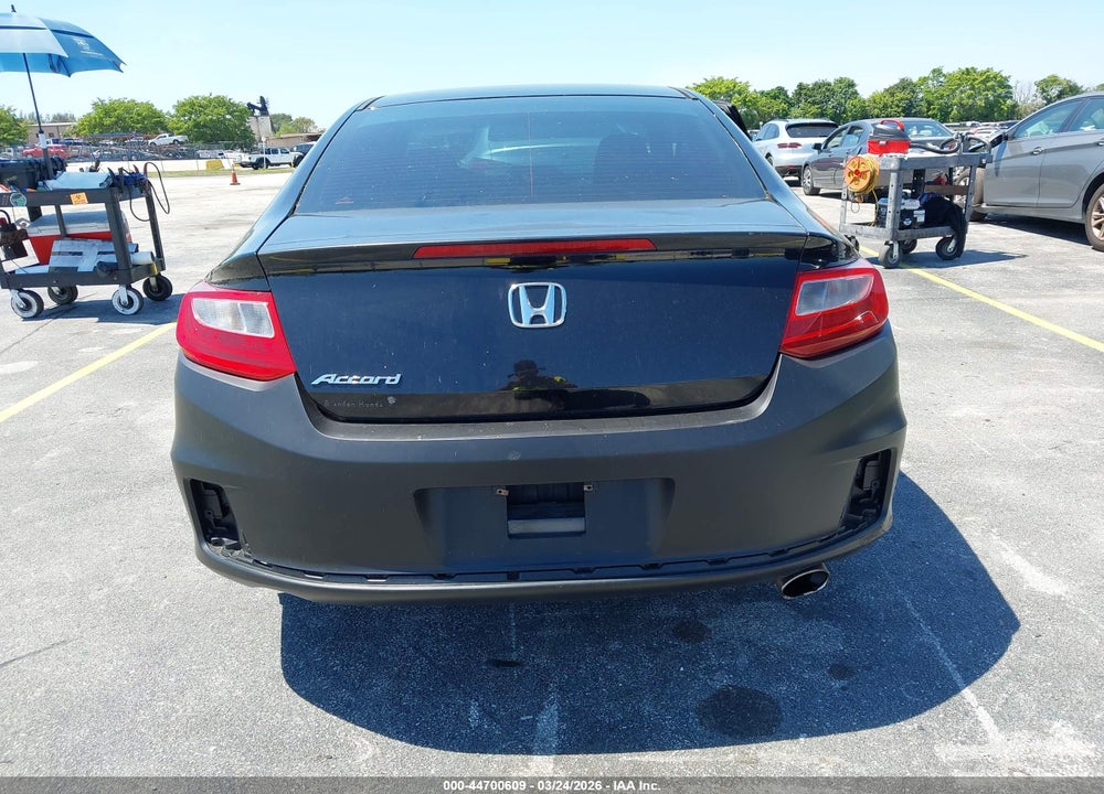 2014 HONDA ACCORD LX VIN: 1HGCT1B39EA009641