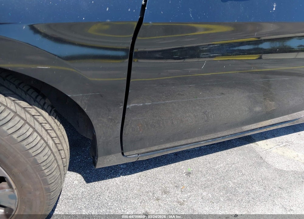 2014 HONDA ACCORD LX VIN: 1HGCT1B39EA009641
