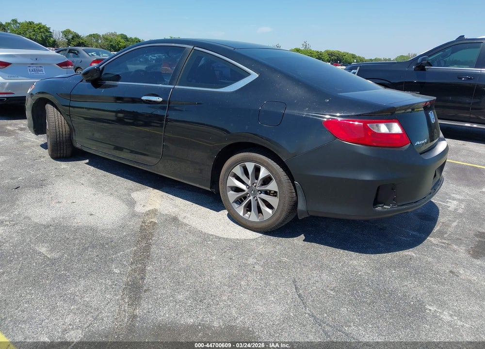 2014 HONDA ACCORD LX VIN: 1HGCT1B39EA009641