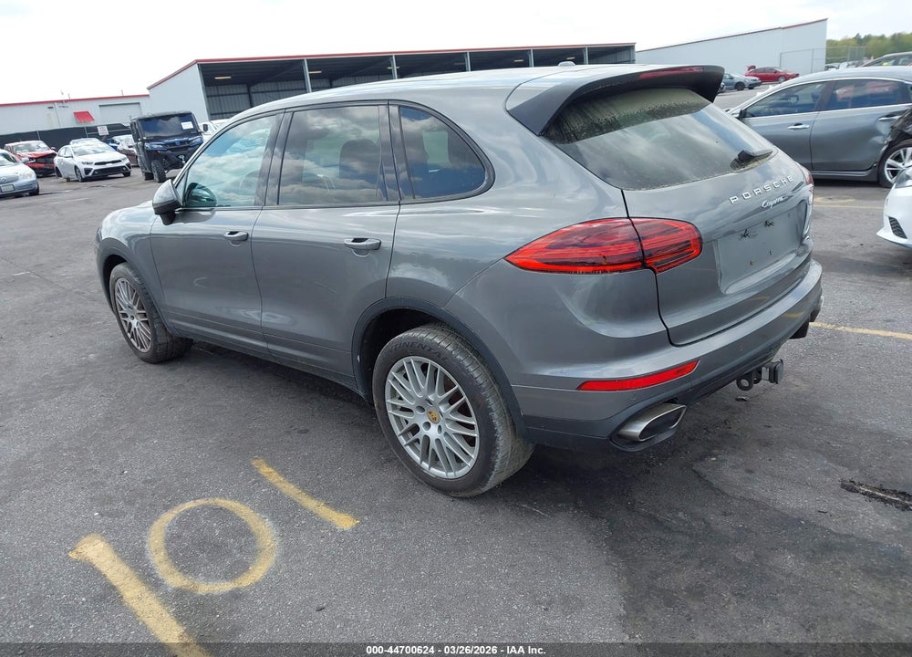 2018 PORSCHE CAYENNE VIN: WP1AA2A27JKA01440
