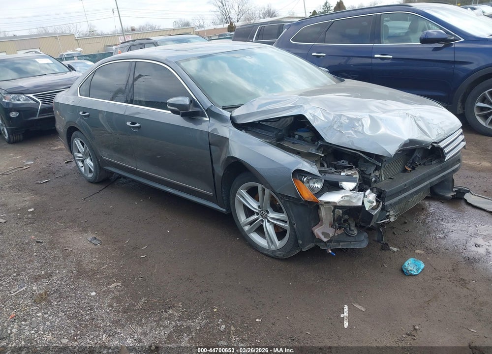 2015 VOLKSWAGEN PASSAT 1.8T SE VIN: 1VWBT7A36FC007556