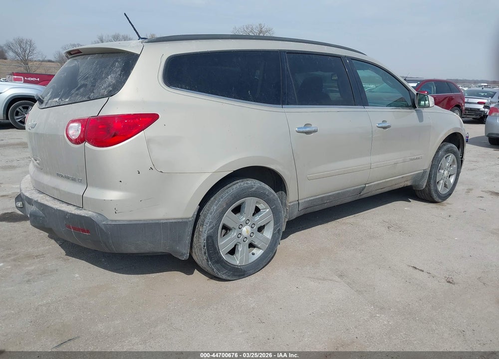 2009 CHEVROLET TRAVERSE LT VIN: 1GNER23D69S153044