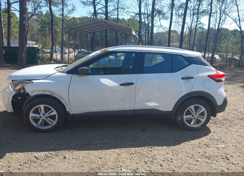 2019 NISSAN KICKS S VIN: 3N1CP5CU2KL519404