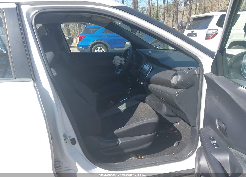 2019 NISSAN KICKS S VIN: 3N1CP5CU2KL519404