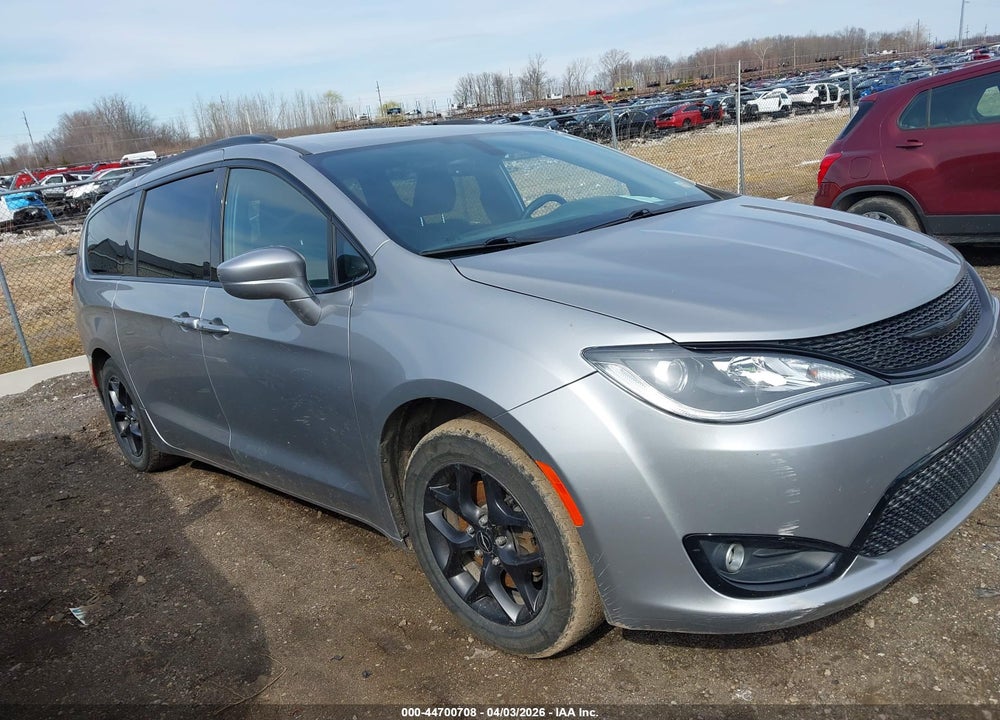 2018 CHRYSLER PACIFICA TOURING L PLUS VIN: 2C4RC1EG6JR172163