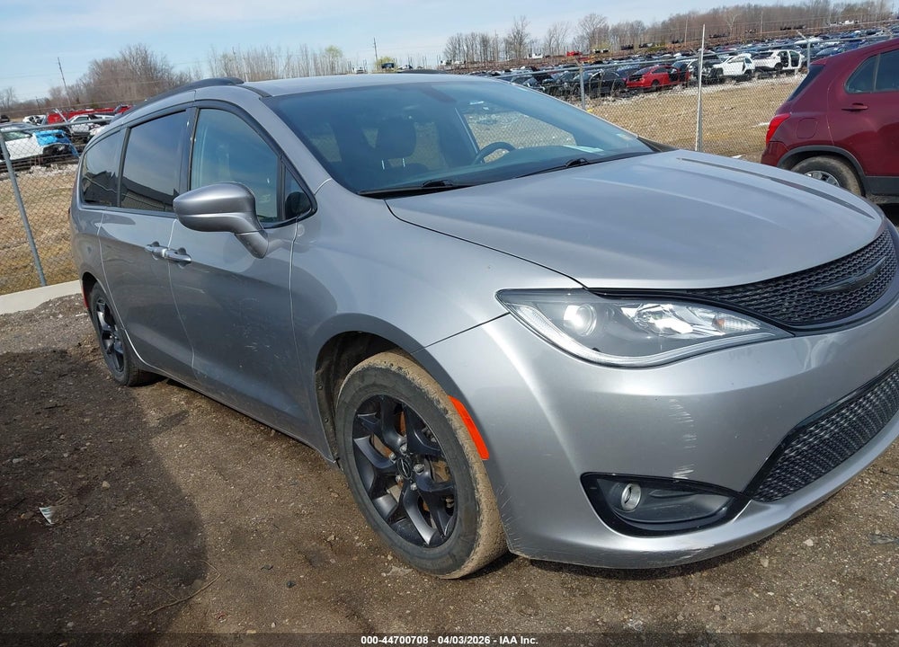 2018 CHRYSLER PACIFICA TOURING L PLUS VIN: 2C4RC1EG6JR172163