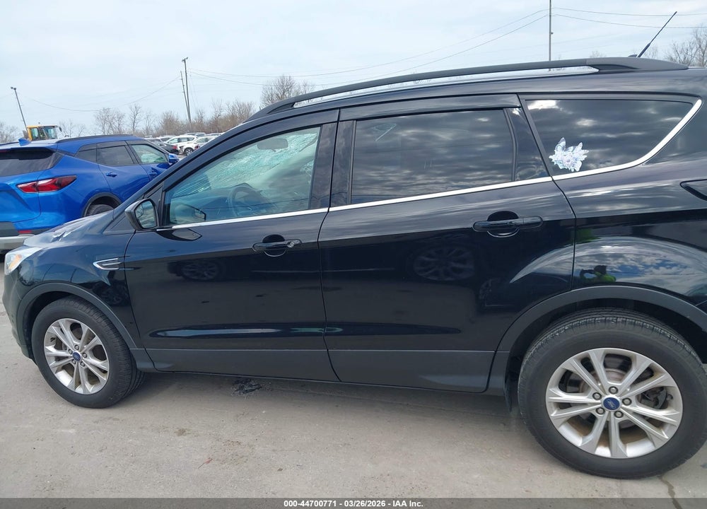 2018 FORD ESCAPE SEL VIN: 1FMCU0HD5JUB52029