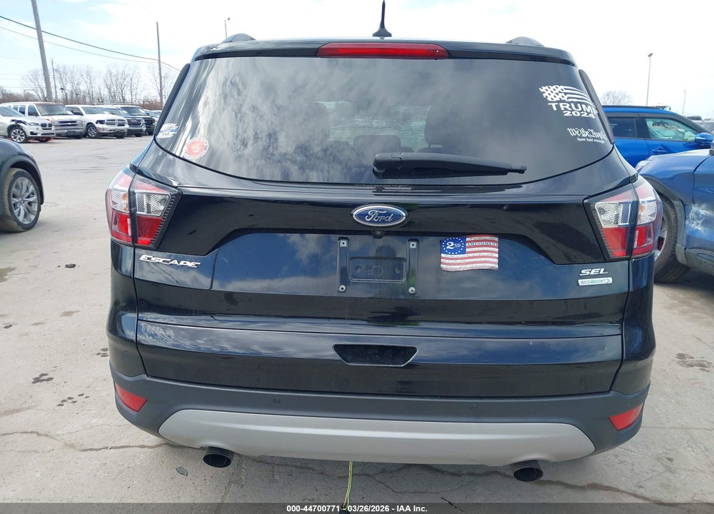 2018 FORD ESCAPE SEL VIN: 1FMCU0HD5JUB52029