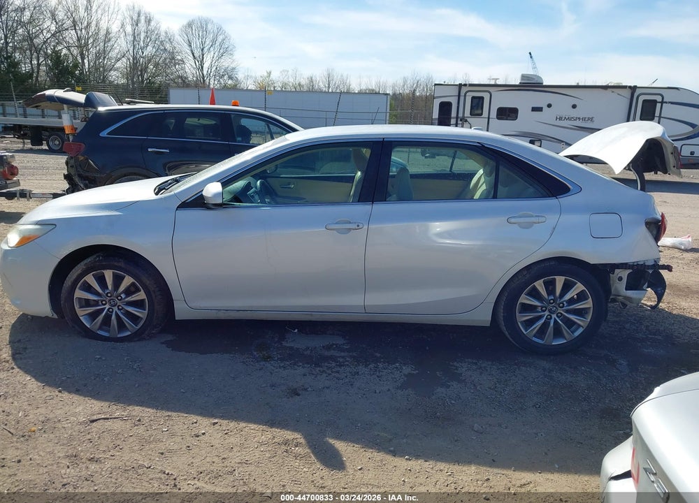 2016 TOYOTA CAMRY XLE VIN: 4T1BF1FK9GU220550