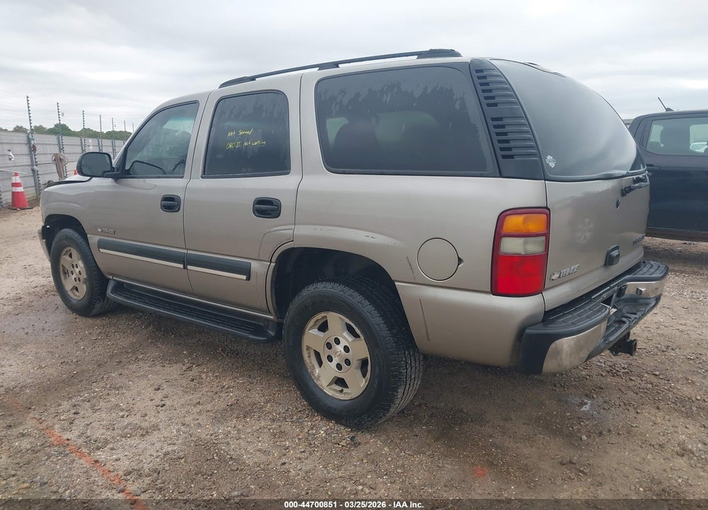 2003 CHEVROLET TAHOE LS VIN: 1GNEC13V83J236458
