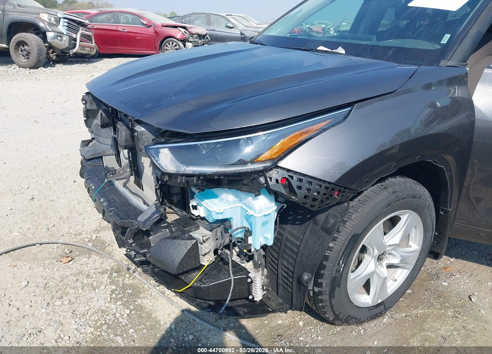 2021 TOYOTA HIGHLANDER LE VIN: 5TDBZRBH0MS544068