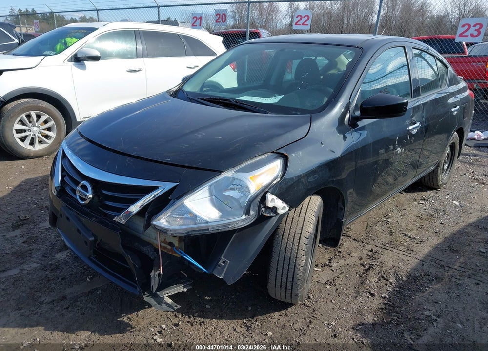 2018 NISSAN VERSA 1.6 SV VIN: 3N1CN7AP6JL869020