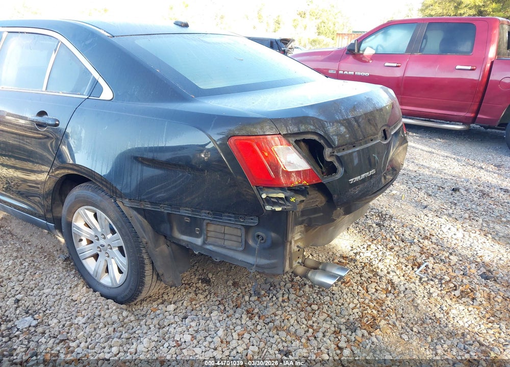 2011 FORD TAURUS SE VIN: 1FAHP2DW2BG174077