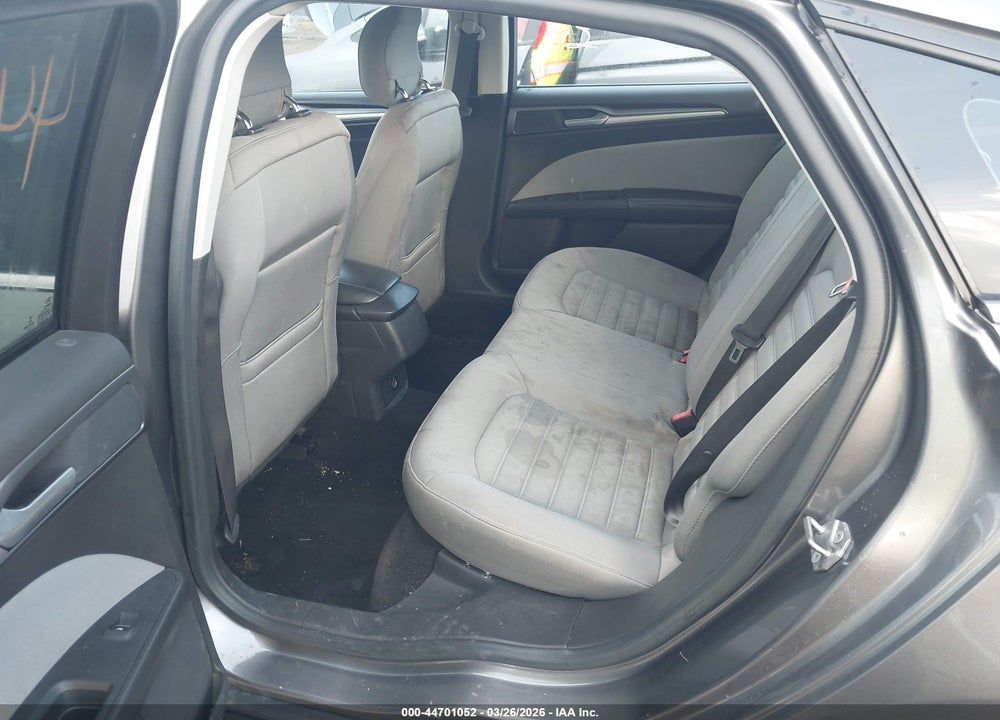 2014 FORD FUSION S VIN: 3FA6P0G72ER274001
