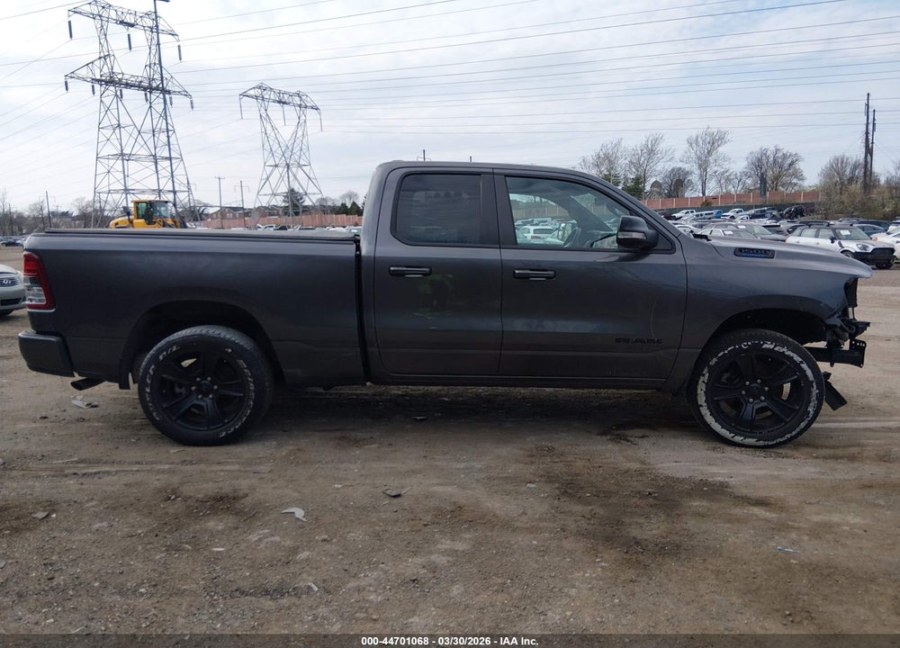 2022 RAM 1500 BIG HORN  4X4 6'4 BOX VIN: 1C6RRFBG1NN240251