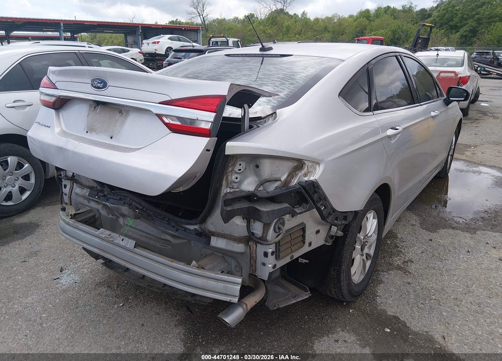 2017 FORD FUSION S VIN: 3FA6P0G75HR326354