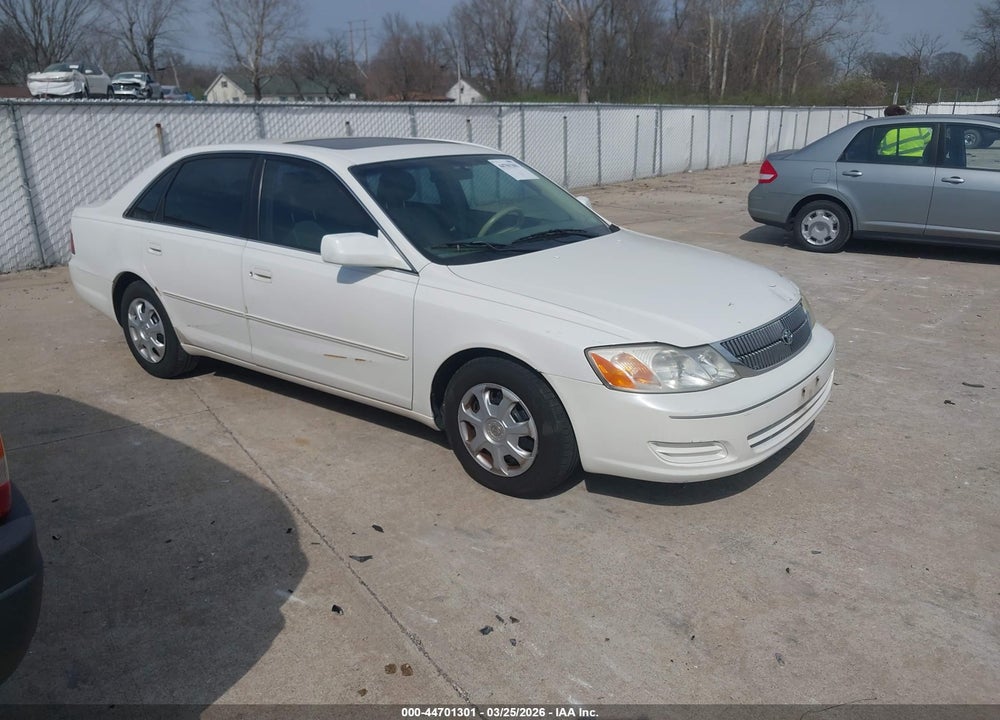 2000 TOYOTA AVALON XL/XLS VIN: 4T1BF28B8YU044031