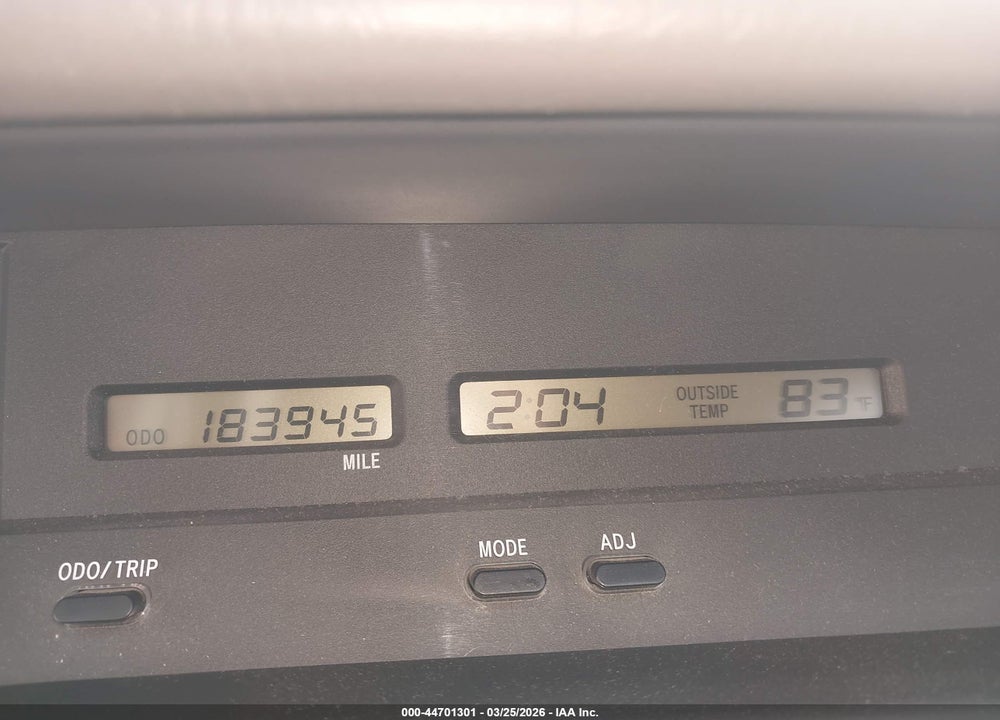 2000 TOYOTA AVALON XL/XLS VIN: 4T1BF28B8YU044031
