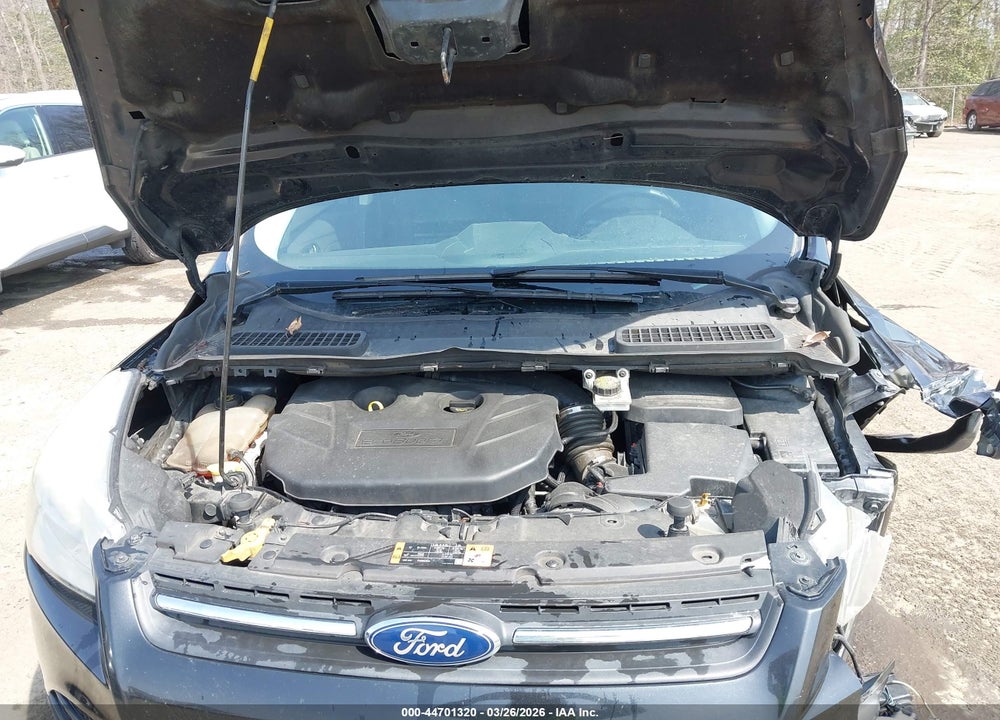 2015 FORD ESCAPE SE VIN: 1FMCU9G91FUB89359