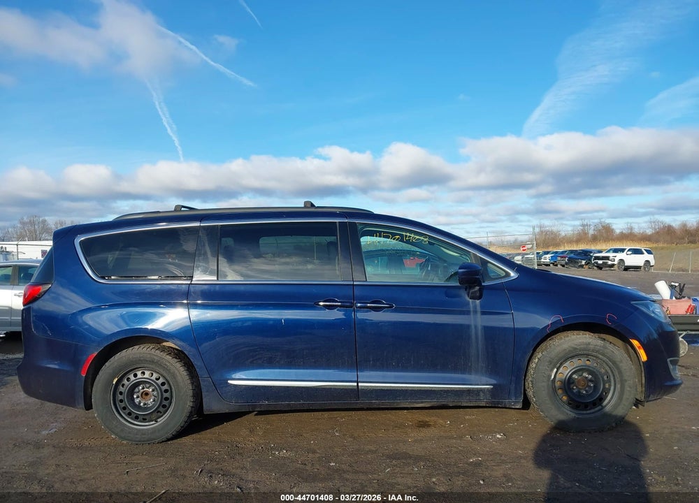 2017 CHRYSLER PACIFICA TOURING-L VIN: 2C4RC1BGXHR744964