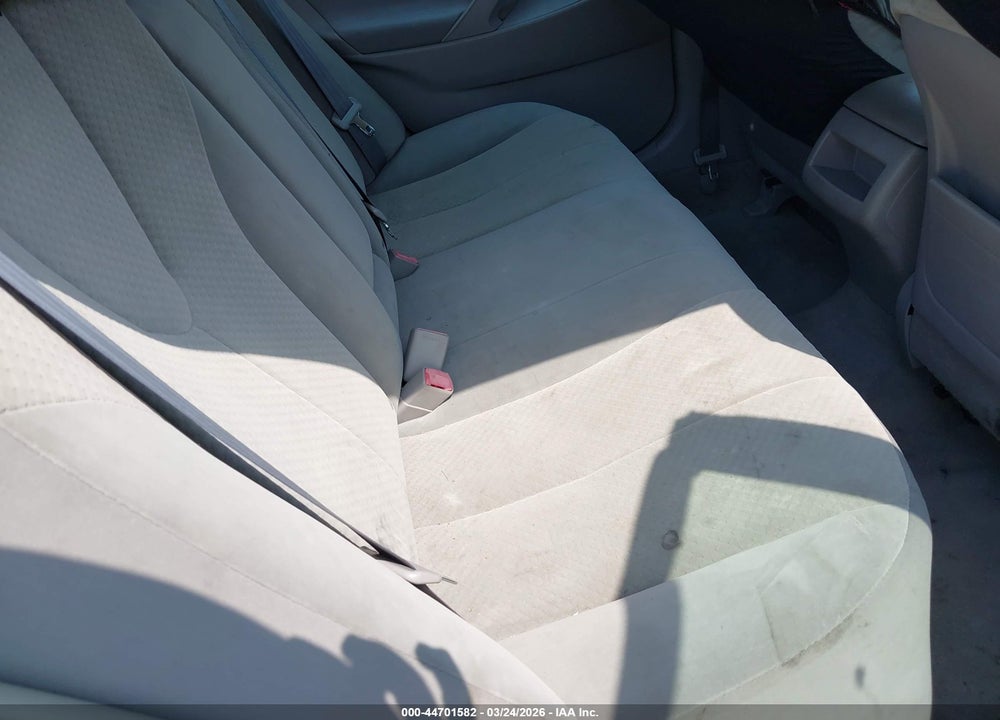 2007 TOYOTA CAMRY LE VIN: 4T1BE46K67U589404