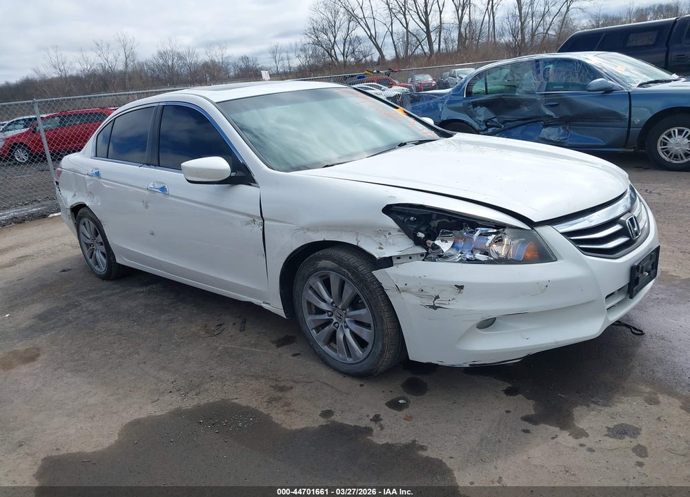 2011 HONDA ACCORD 3.5 EX-L VIN: 1HGCP3F88BA027288