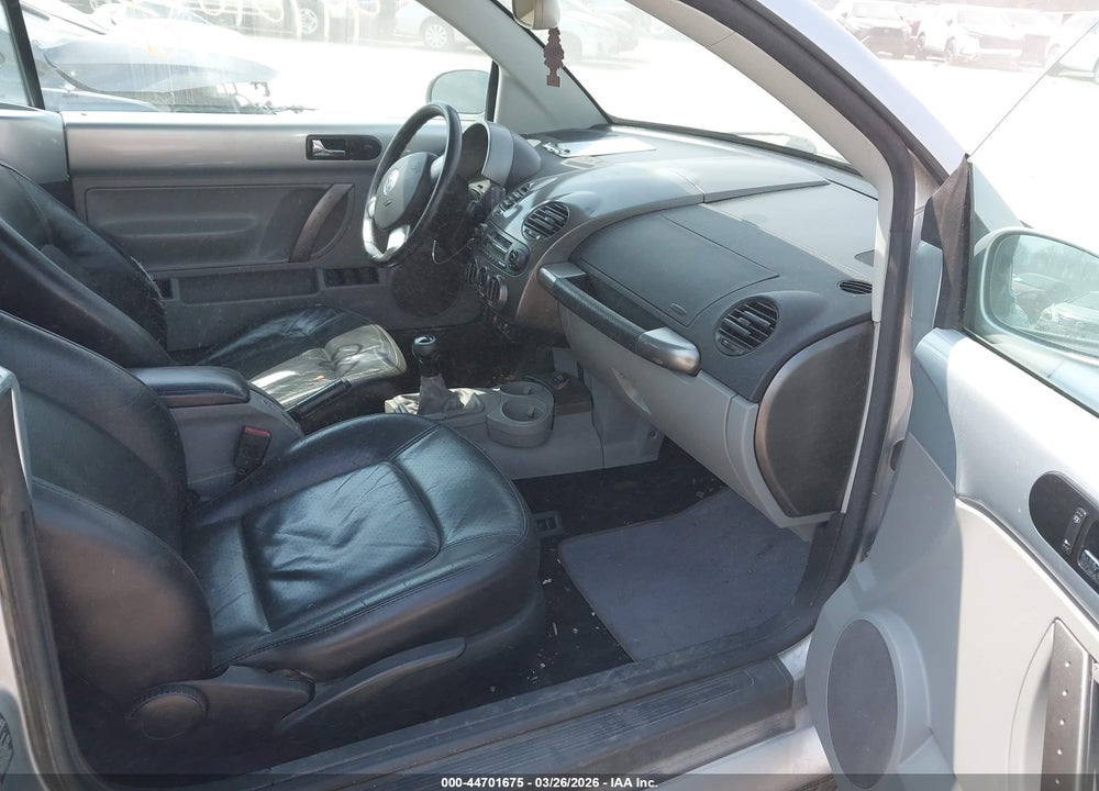 2003 VOLKSWAGEN NEW BEETLE GLX VIN: 3VWDD21Y83M317965