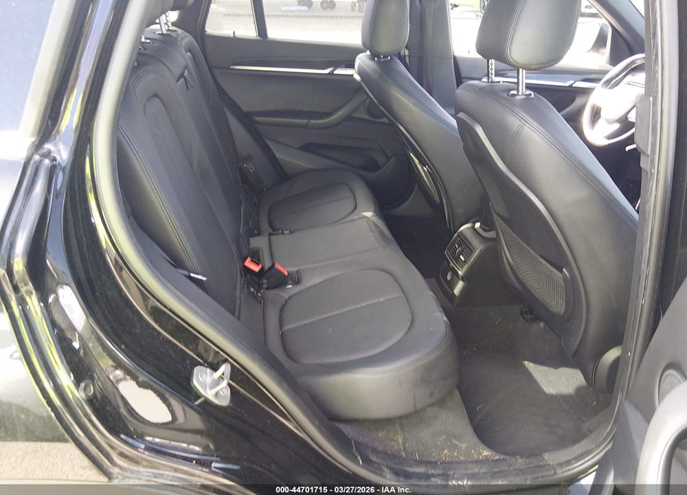 2017 BMW X1 XDRIVE28I VIN: WBXHT3C38H5F77204