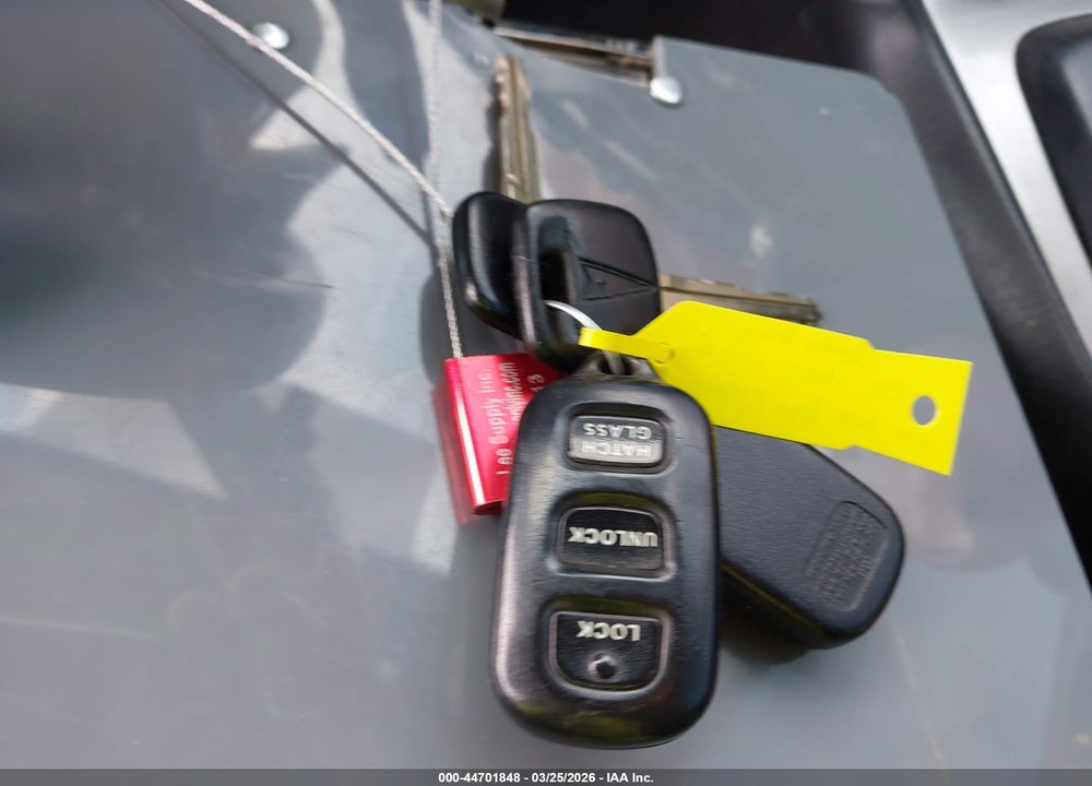 2008 PONTIAC VIBE VIN: 5Y2SL65868Z421651