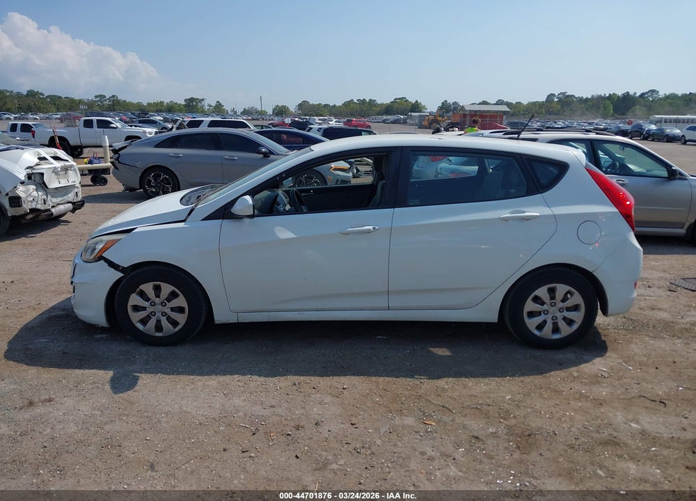 2017 HYUNDAI ACCENT SE VIN: KMHCT5AE7HU310948