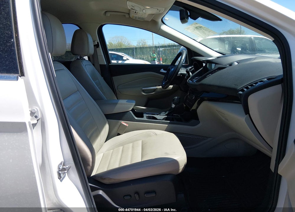 2017 FORD ESCAPE TITANIUM VIN: 1FMCU0JD4HUC25279